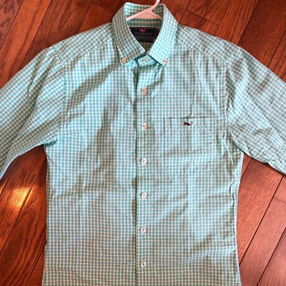 Vineyard Vines Men’s Slim Fit Tucker Shirt